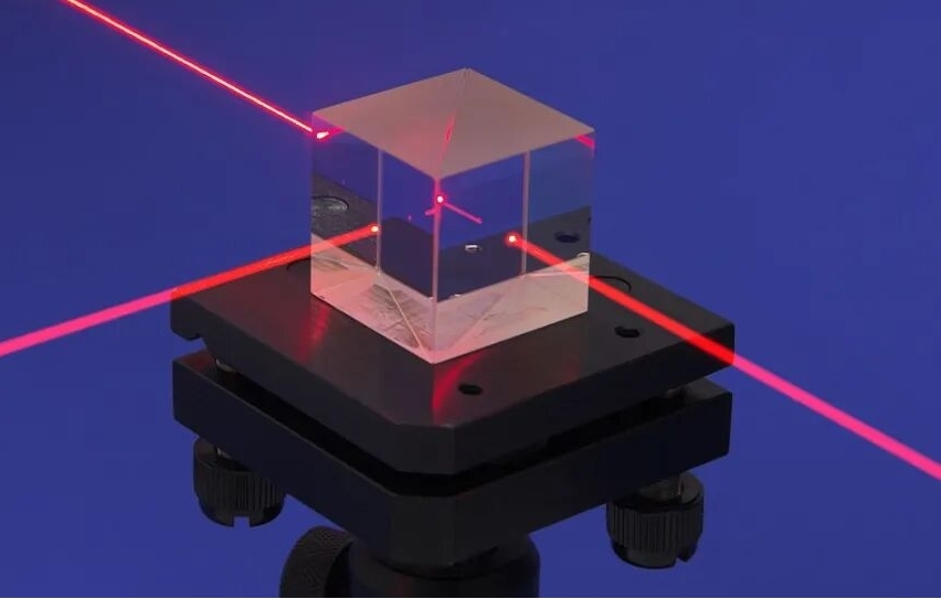 Application of TEC Temperature Control in Lasers 